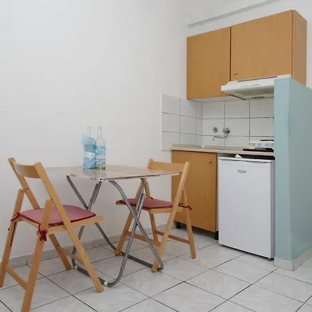 Simos Aparthotel *