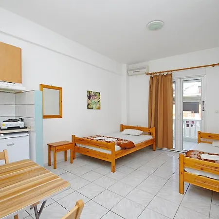 Aparthotel Simos
